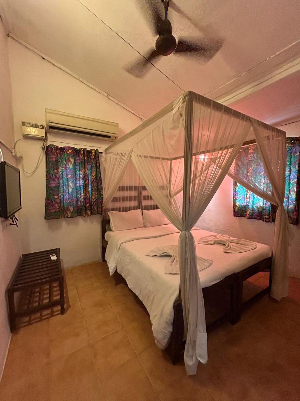 Ocean View Goan Beach House Calangute Exterior foto