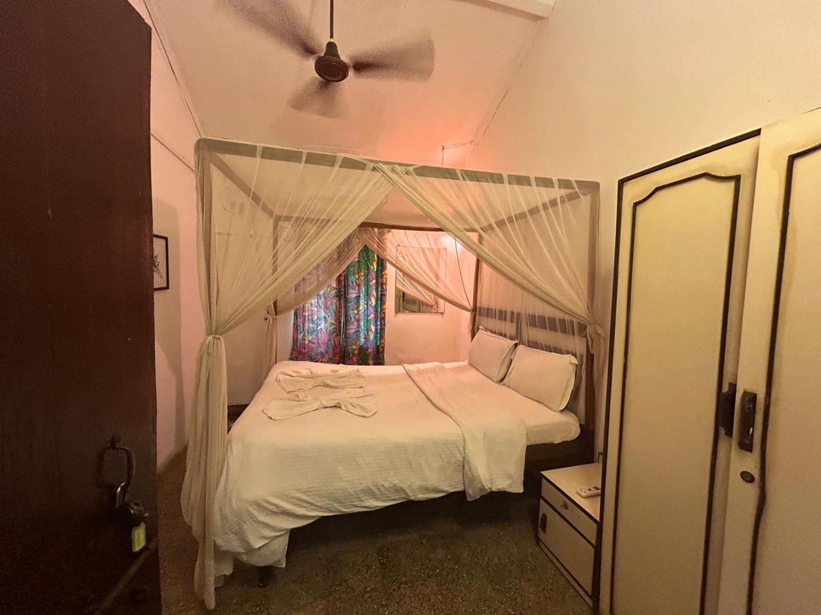 Ocean View Goan Beach House Calangute Exterior foto